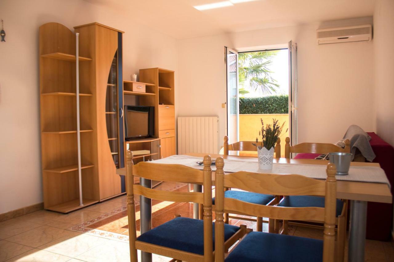 Malinska - Apartment Glavas Extérieur photo